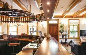 Five-bedroom Holiday Home In Visvliet