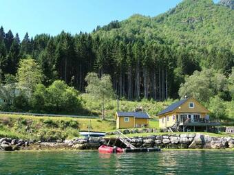 Holiday Home Eseviki - Fjs016