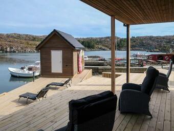 Holiday Home Brosme - Fjh103