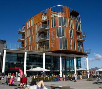 Nordis Hotel & Suites