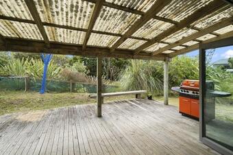 Tranquilo - Waikawa Beach Holiday Home