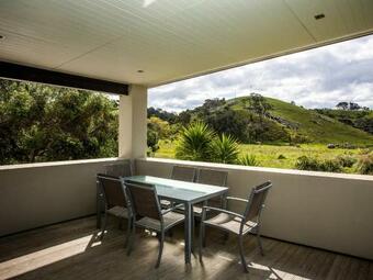 Matapouri Dunes - Matapouri Holiday Home