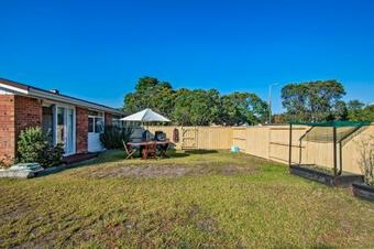 Turf N Surf - Ruakaka Holiday Home