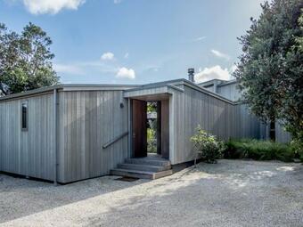 The Breakers - Whangapoua Executive Holiday Home