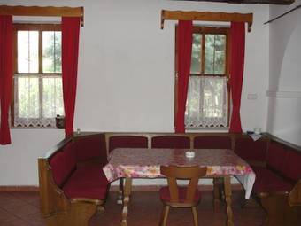 Zanati Apartmannh�z