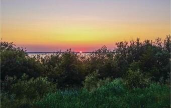 Nice Home In Retowo 4 With 2 Bedrooms