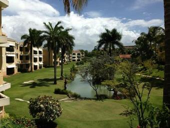 Villa In Dorado, Puerto Rico In A Gated Community Only 1 Mile From Cerrogordo Beach