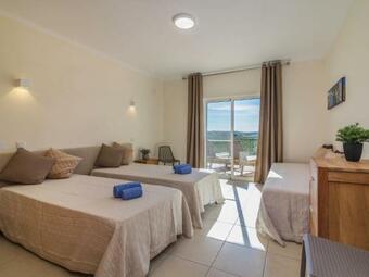 Holiday Home Vila Caravela