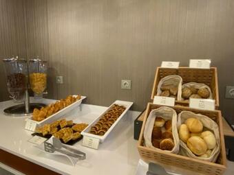 Hotel Acta The Avenue