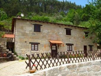 Casa R�stica Com Minigolf E Piscina, Sever Do Vouga By Iziboo Kings