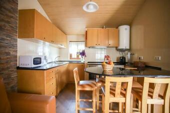 Historic Village Near Serra Da Estrela Av�