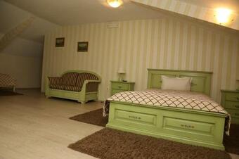 Bed & Breakfast Pensiunea Empire