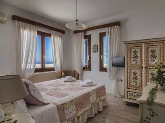 Villa Rithymna Mansion