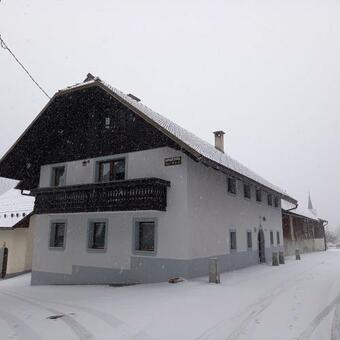 Apartma Kramar Podkoren