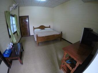 Puengluang Hotel