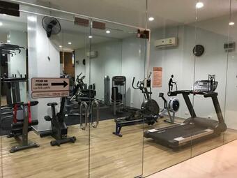 Hotel At 115 By Rompo