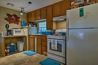 Home On Jordan Lake With Shared Dock And Boat Slip!