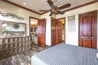 Jerome Copper Mountain - Downtown 3-unit Getaway Home