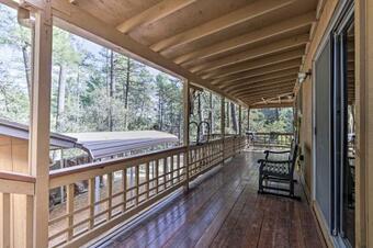 Rustic Rim Country Retreat With Loft And Grill!