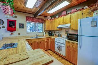 4 Bed 2 Bath Vacation Home In Arnold