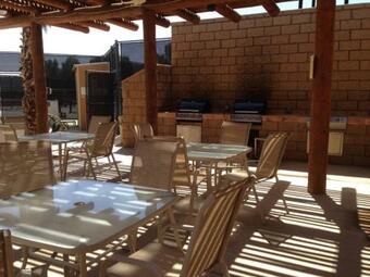 Roadrunner Club 114 Home