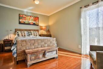 Sea Miracle! Hot Tub!! Game Room! Views!! Expansive & Spacious!! Fast Wifi!!!