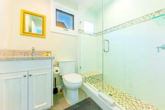 Nb-130 - Spacious Balboa Beauty