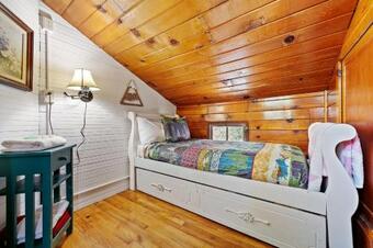 Rivendell- 5 Mins To Bass Lake W Boat Parking