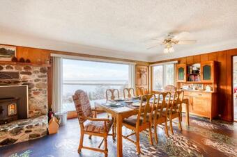 Freshwater Lagoon Retreat