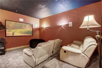 Whispering Pines Retreat Townhouse