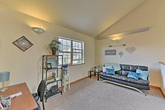 Buena Vista Half Duplex With Hot Tub - Near Main St