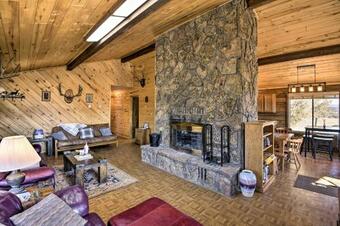 Sprawling Mountain Escape Great For Large Groups