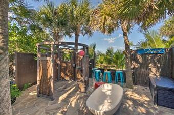 Luxe Beachfront Villa With Spa And Gulf Views!