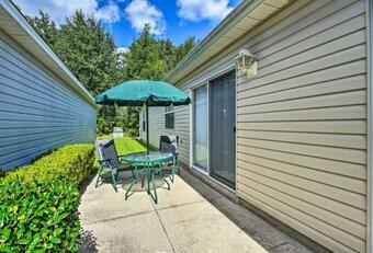 The Villages Home Golf, Shop, And Swim Nearby!