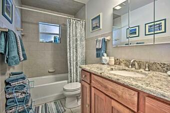 Satellite Beach Home With Fenced Yard - Walk To Beach