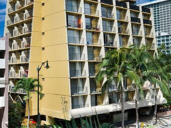 Aqua Bamboo - Ocean-view Balcony - Pool & Spa Hotel Room