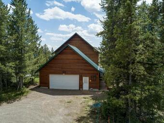 Recurve Refuge By Kabino