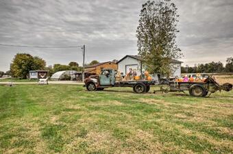 The Bovard Lodge Rustic Cabin Near Ohio River