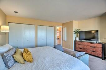 Lakefront Family Retreat With Grill Steps To Beach!