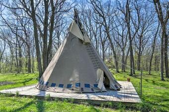 Raccoon River Retreat Indoor Pool And Outdoor Fun!