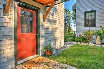 Waterfront Prospect Harbor Cottage With Yardandfire Pit