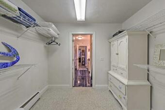 Nautical Bourne Apartment - 2 Mi To Monument Beach