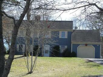 806 Private Trail To Deeded Freshwater Pond Bring Your Kayaks Bikes And Dog