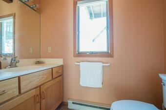 202 Walk To The Beach Amazing Outdoor Space Roof-level Deck Nicely Updated