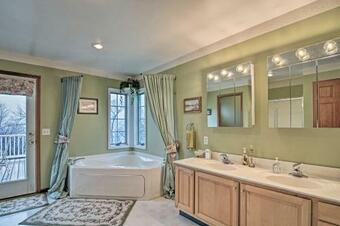 Northport Home With Deck And Panoramic Lake View!