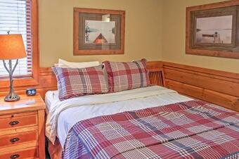 Alluring Nisswa Cabin On Gull Lake With Fireplace!