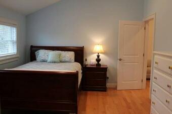 5 Bedroom, Pool, Spa & Garage All Near Eh Village!