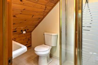 Catskill Chalet Cabin About 3 Mi From Belleayre Resort!