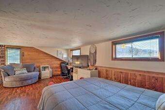 Modern Hunter Mountain Home 1 Mile From Resort!