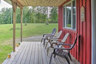 Rural Farmhouse Cabin On 150 Private Wooded Acres!